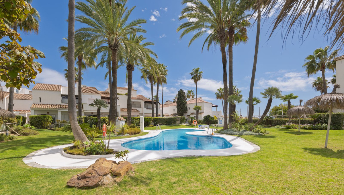 Appartement te koop in Bahía de Marbella | 3 slaapkamers H5038732