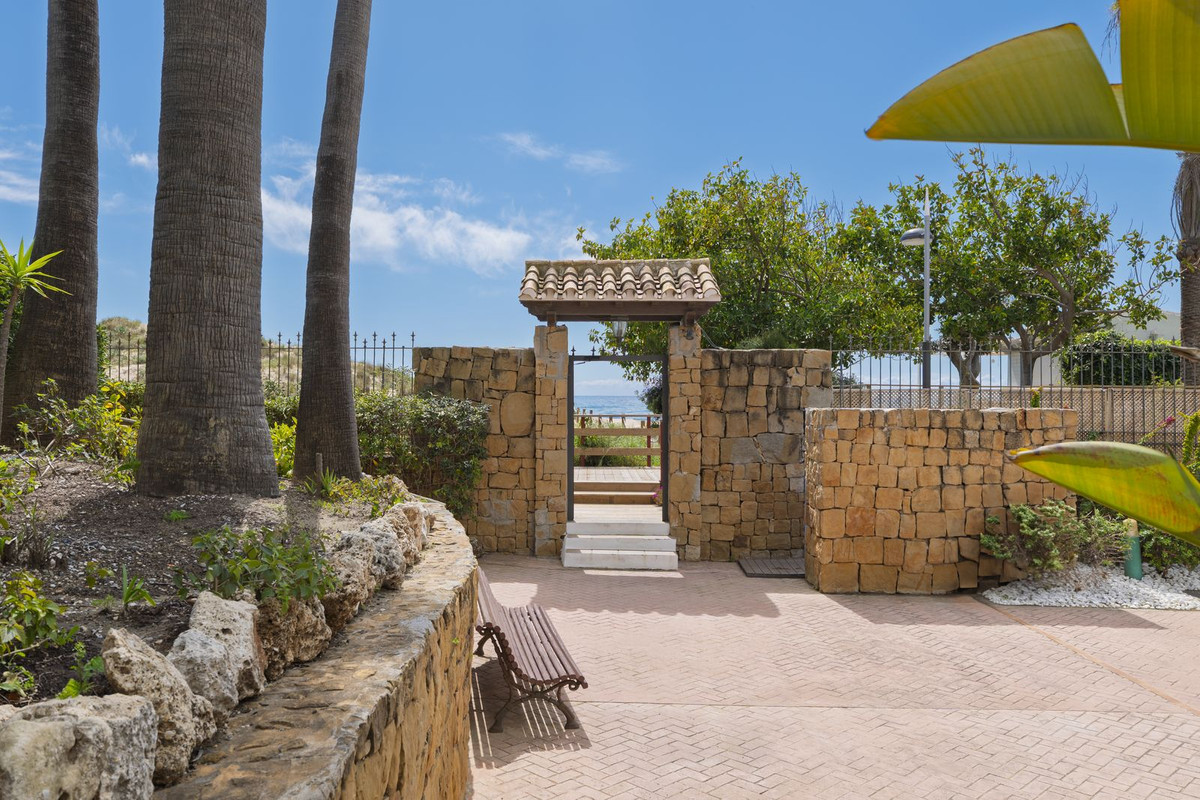 Appartement te koop in Bahía de Marbella | 3 slaapkamers H5038732