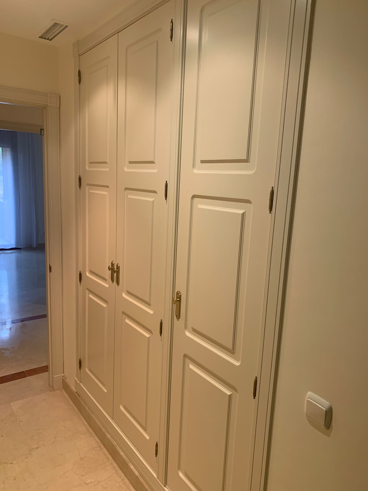 Appartement te koop in Bahía de Marbella | 3 slaapkamers H5048143
