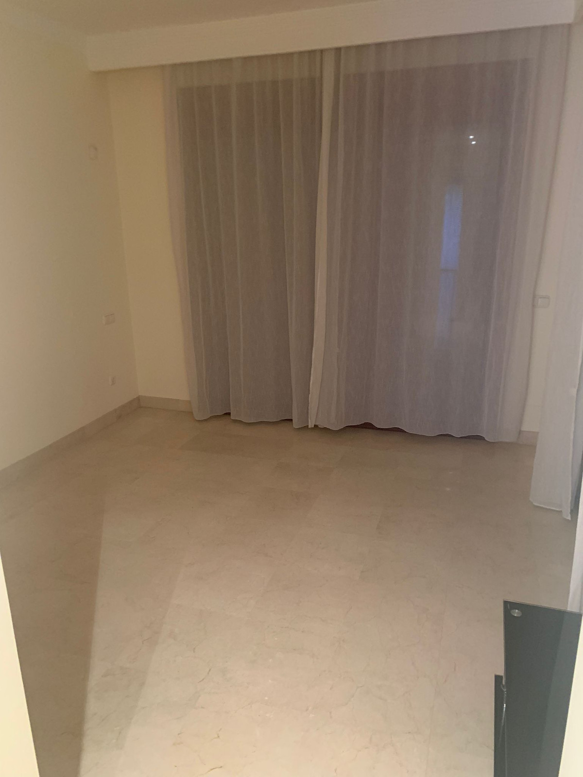 Appartement te koop in Bahía de Marbella | 3 slaapkamers H5048143
