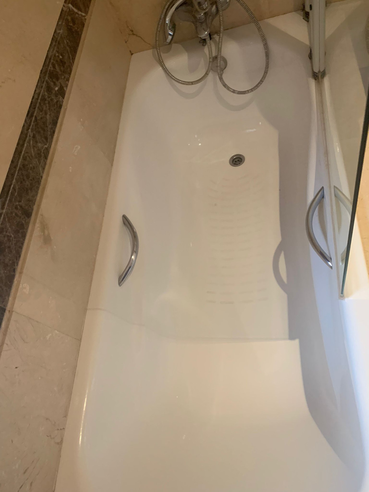 Appartement te koop in Bahía de Marbella | 3 slaapkamers H5048143