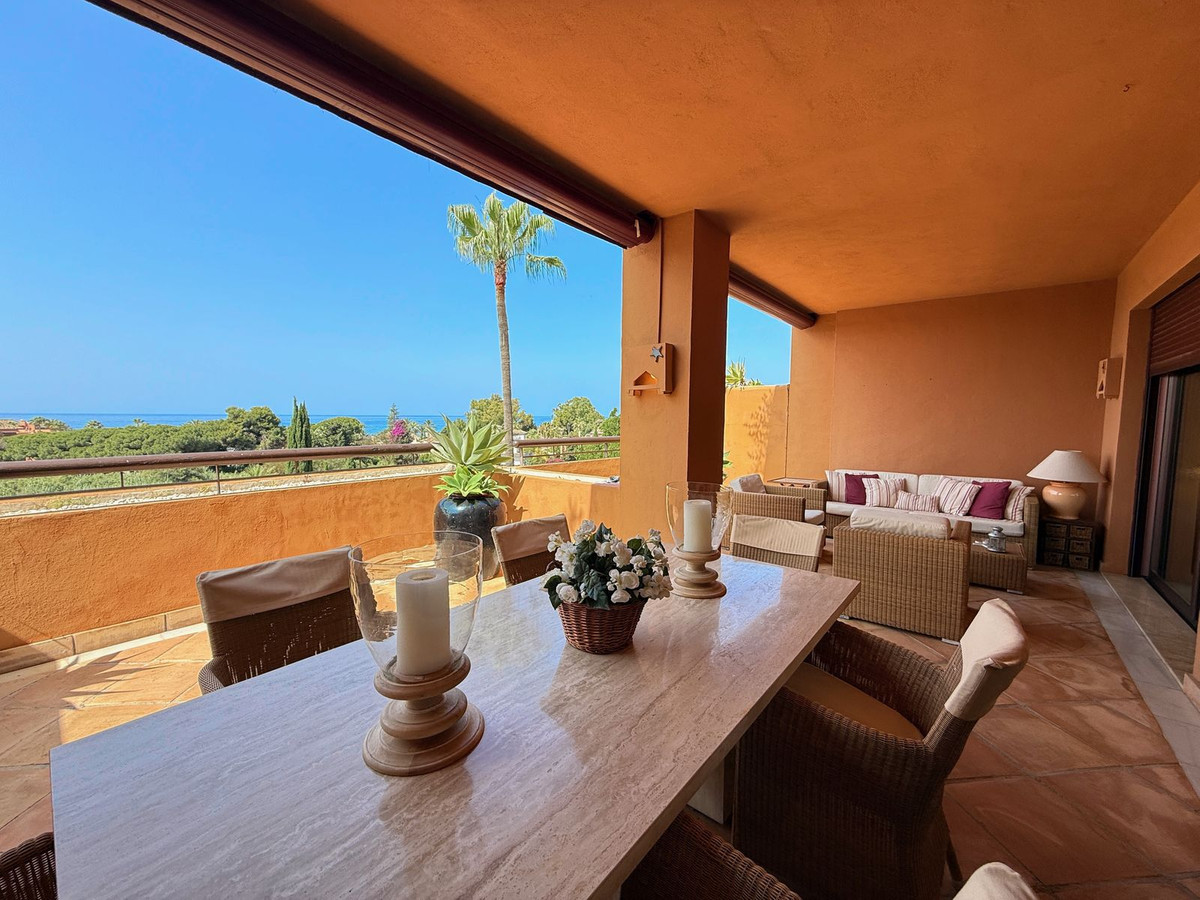 Apartment te koop in Bahía de Marbella | 2 slaapkamers H5071180