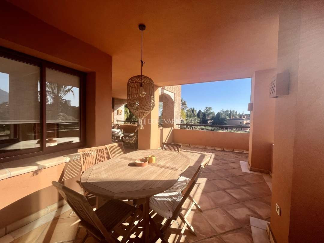Appartement te koop in Bahía de Marbella | 3 slaapkamers H5074459