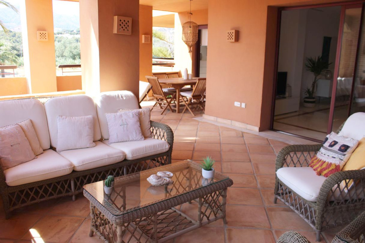 Appartement te koop in Bahía de Marbella | 3 slaapkamers H5074459