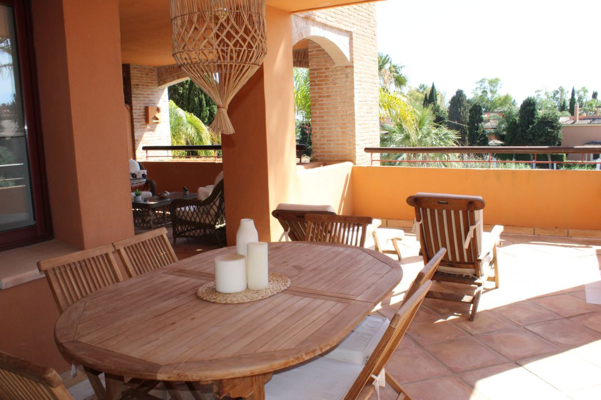 Appartement te koop in Bahía de Marbella | 3 slaapkamers H5074459