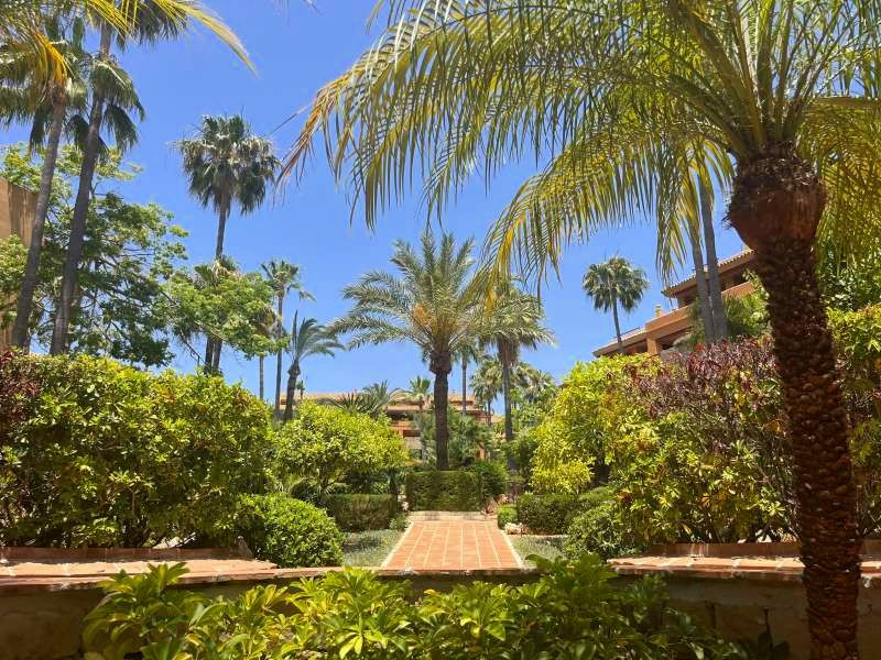 Appartement te koop in Bahía de Marbella | 3 slaapkamers H5074459
