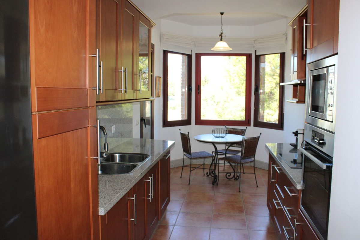 Appartement te koop in Bahía de Marbella | 3 slaapkamers H5074459