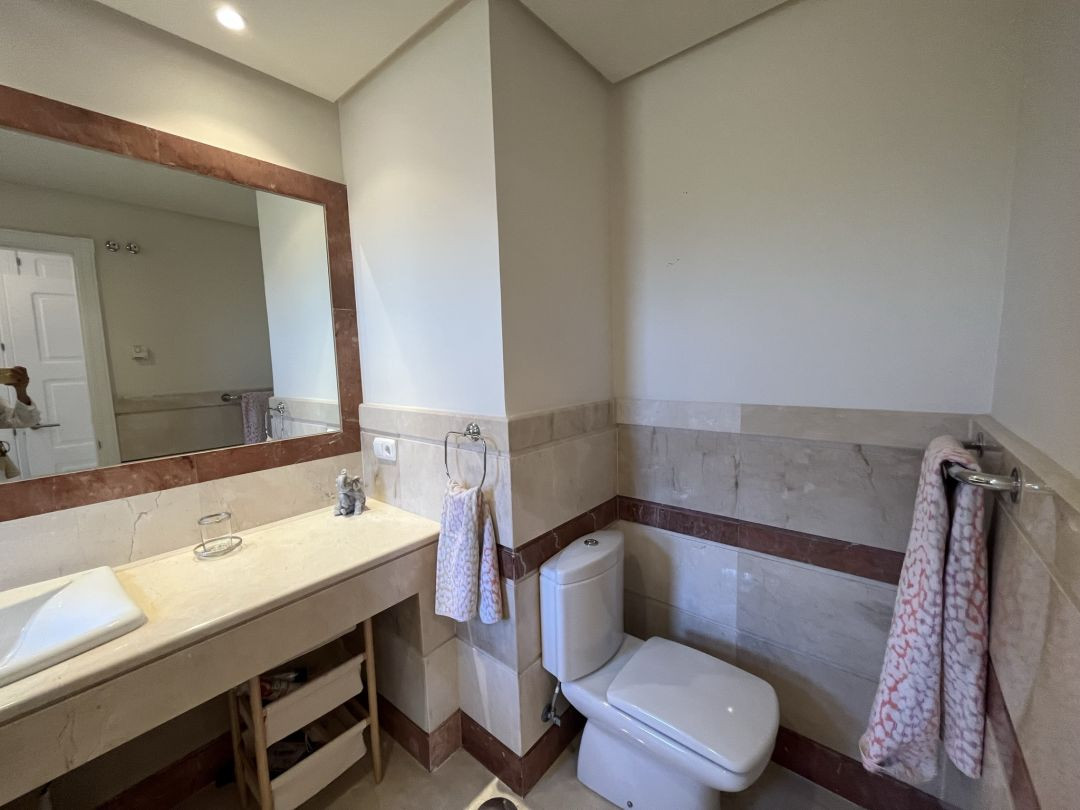 Appartement te koop in Bahía de Marbella | 3 slaapkamers H5074459