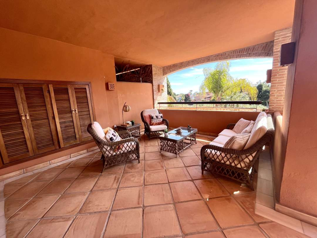Appartement te koop in Bahía de Marbella | 3 slaapkamers H5074459
