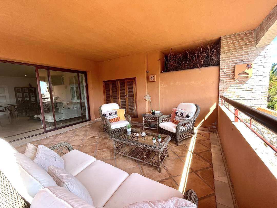 Appartement te koop in Bahía de Marbella | 3 slaapkamers H5074459