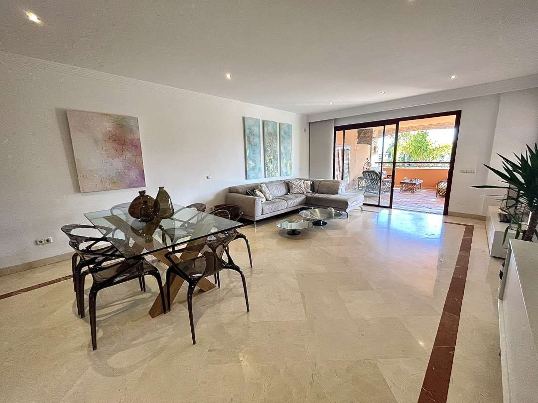 Appartement te koop in Bahía de Marbella | 3 slaapkamers H5074459