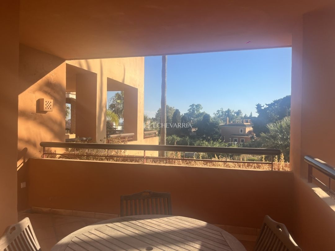 Appartement te koop in Bahía de Marbella | 3 slaapkamers H5074459