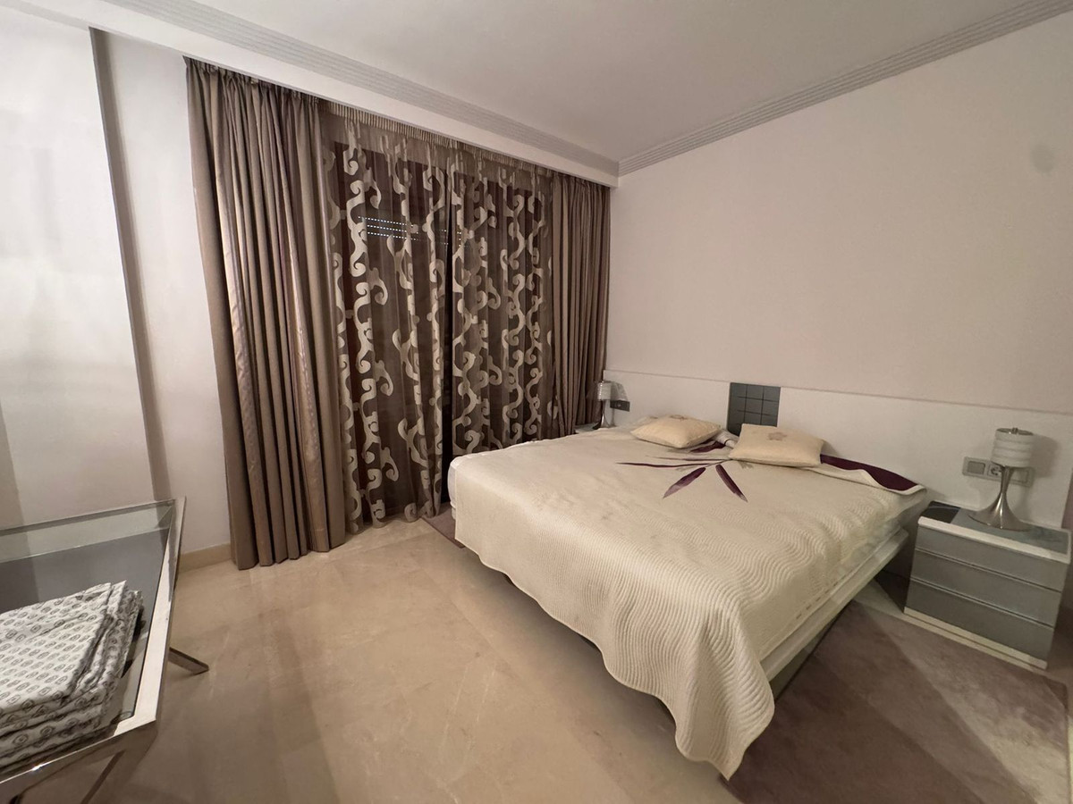 Appartement te koop in Bahía de Marbella | 2 slaapkamers H5107321