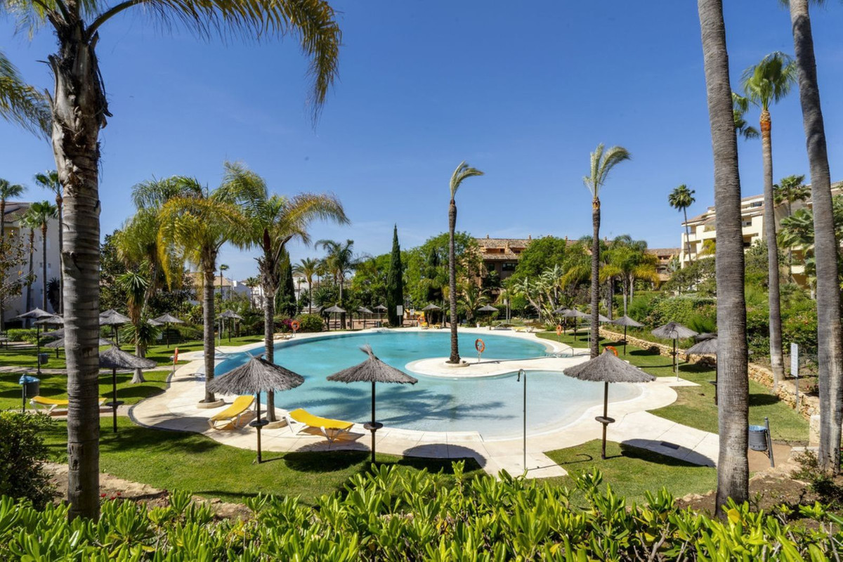 Appartement te koop in Bahía de Marbella | 3 slaapkamers H5126917