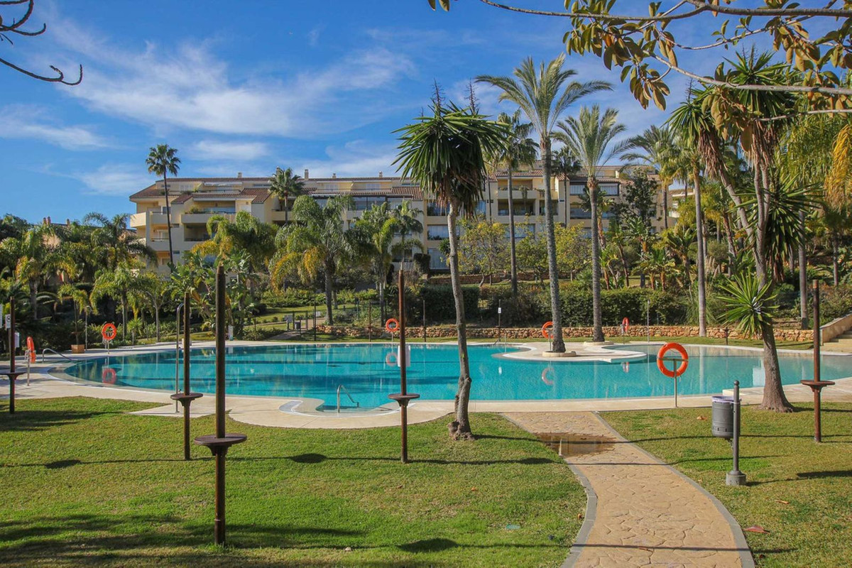 Appartement te koop in Bahía de Marbella | 3 slaapkamers H5126917