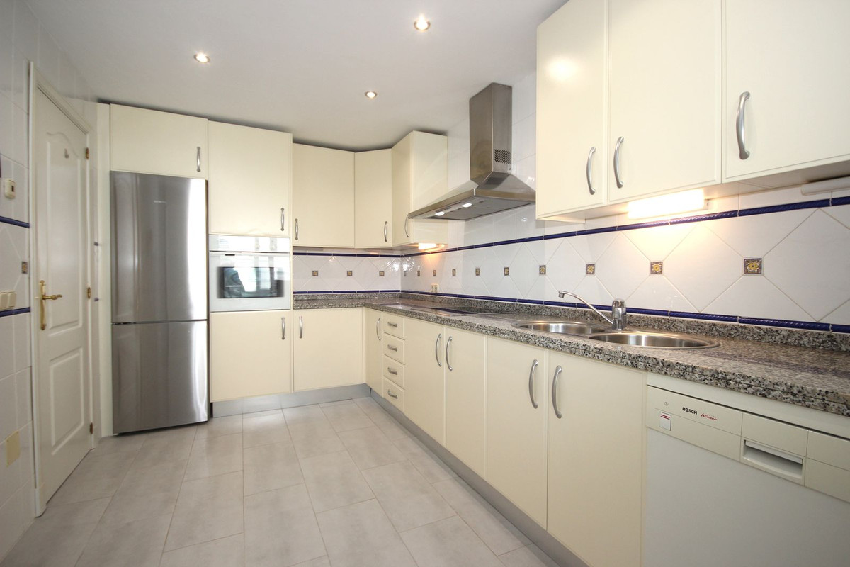 Appartement te koop in Bahía de Marbella | 2 slaapkamers H5129614
