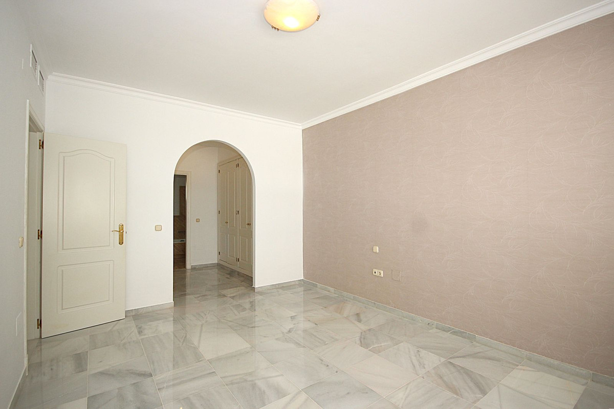 Appartement te koop in Bahía de Marbella | 2 slaapkamers H5129614