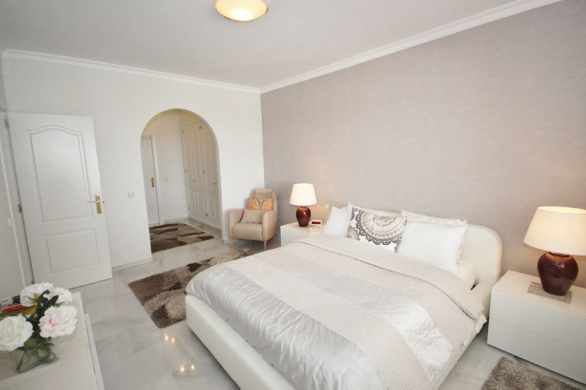 Appartement te koop in Bahía de Marbella | 2 slaapkamers H5129614
