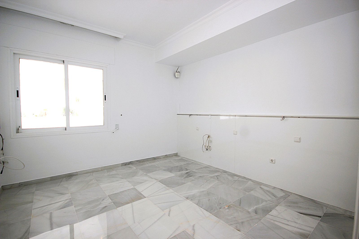 Appartement te koop in Bahía de Marbella | 2 slaapkamers H5129614