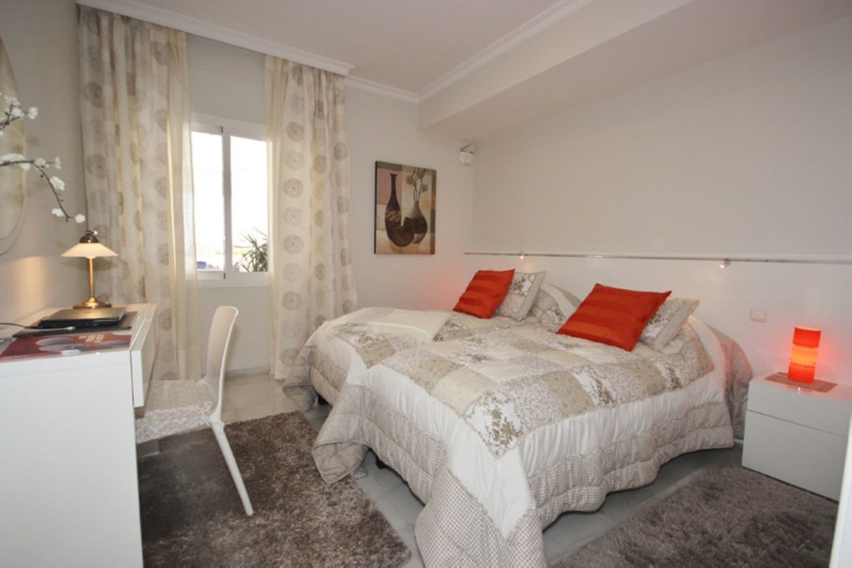 Appartement te koop in Bahía de Marbella | 2 slaapkamers H5129614