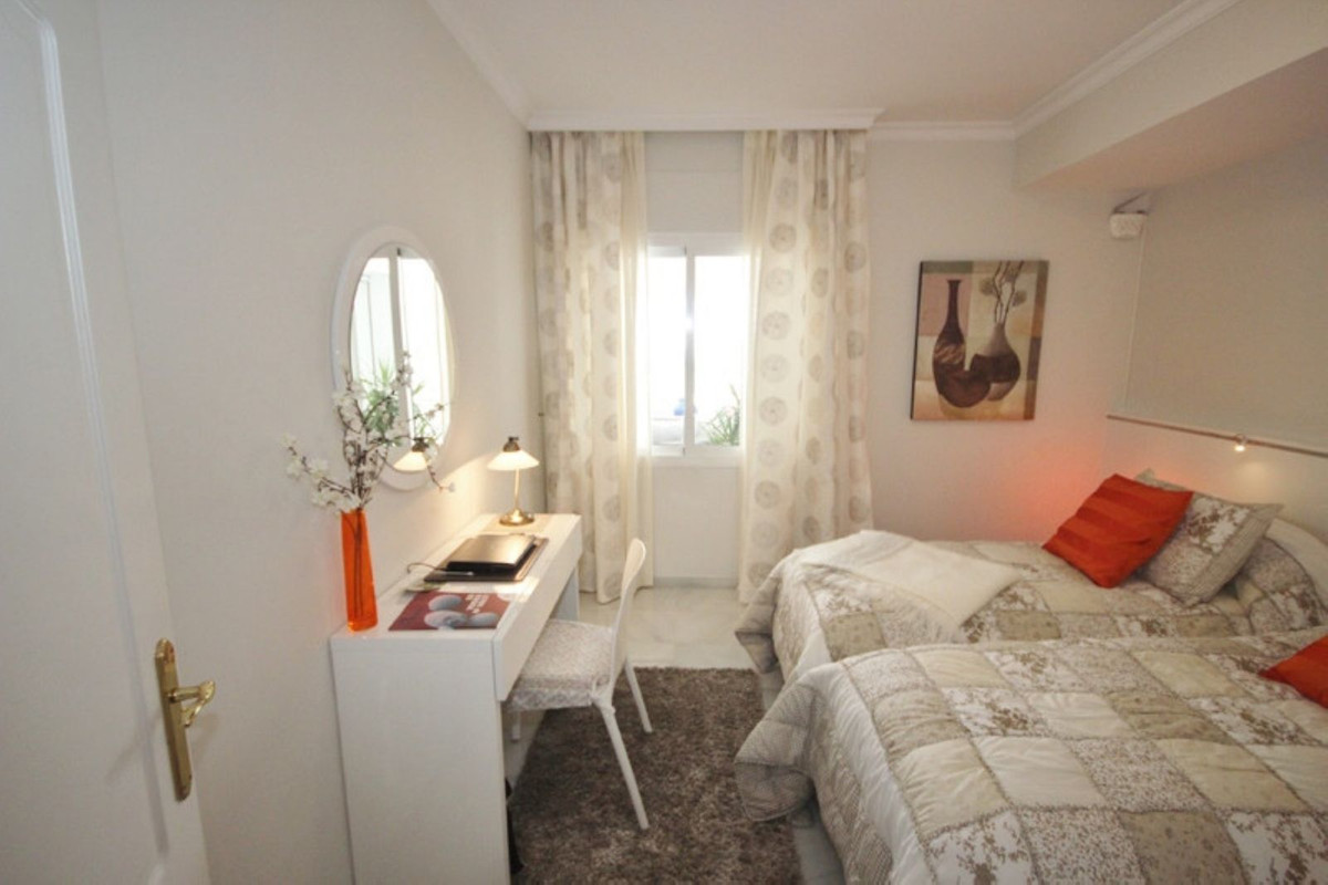 Appartement te koop in Bahía de Marbella | 2 slaapkamers H5129614