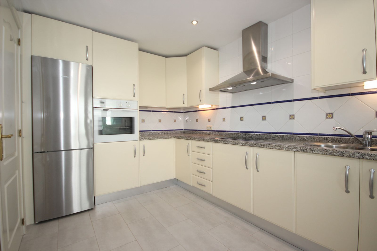 Appartement te koop in Bahía de Marbella | 2 slaapkamers H5129614