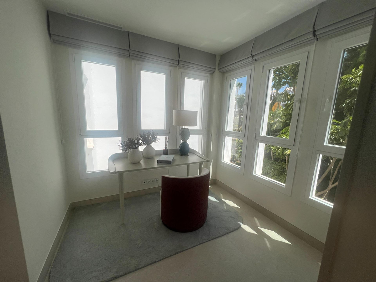 Appartement te koop in Bahía de Marbella | 3 slaapkamers H5130448
