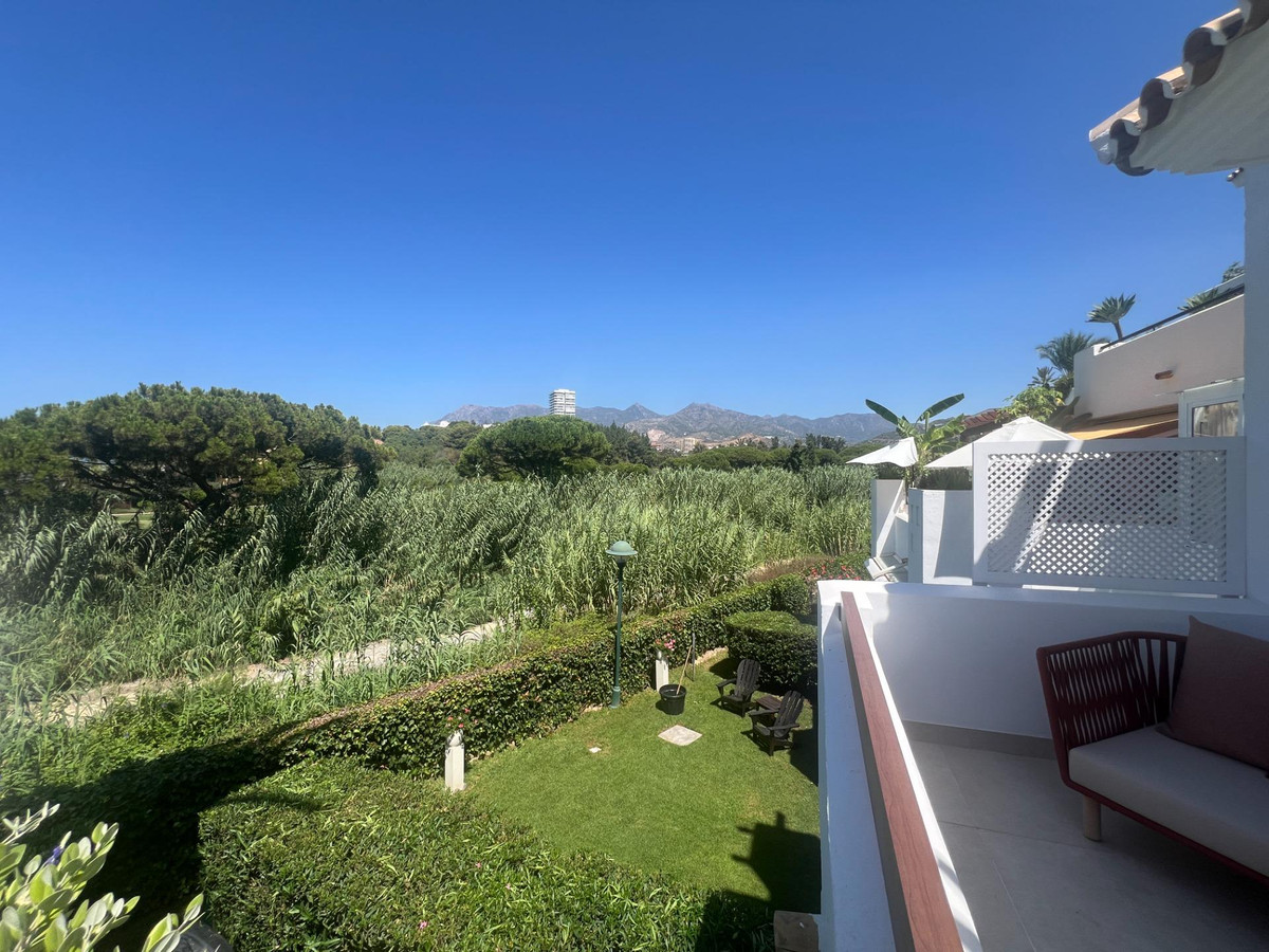 Appartement te koop in Bahía de Marbella | 3 slaapkamers H5130448