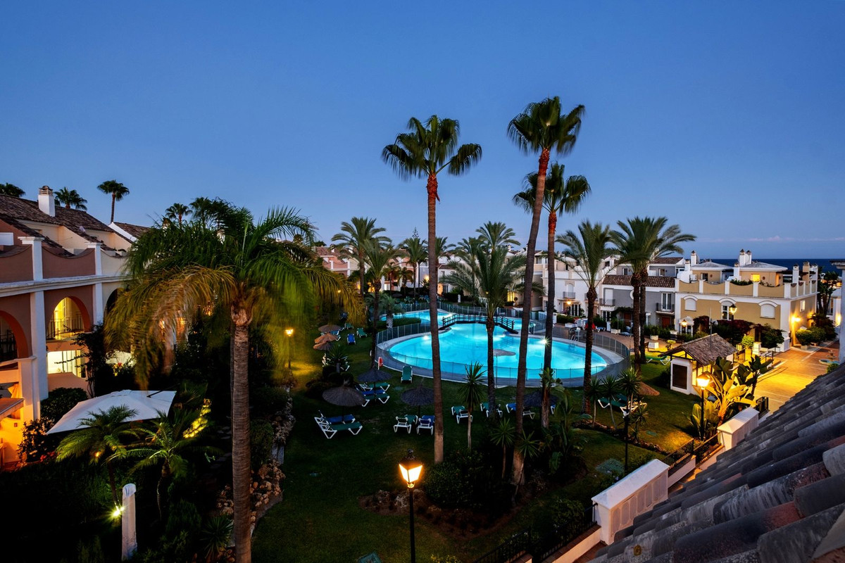 Huis te koop in Bahía de Marbella | 4 slaapkamers H5137585