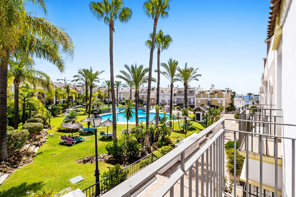 Huis te koop in Bahía de Marbella | 4 slaapkamers H5137585
