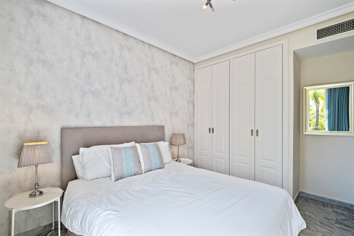 Huis te koop in Bahía de Marbella | 4 slaapkamers H5137585