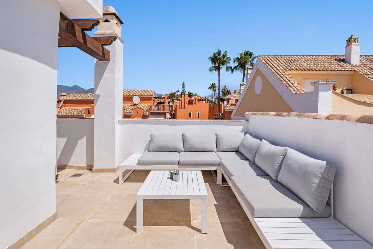 Huis te koop in Bahía de Marbella | 4 slaapkamers H5137585