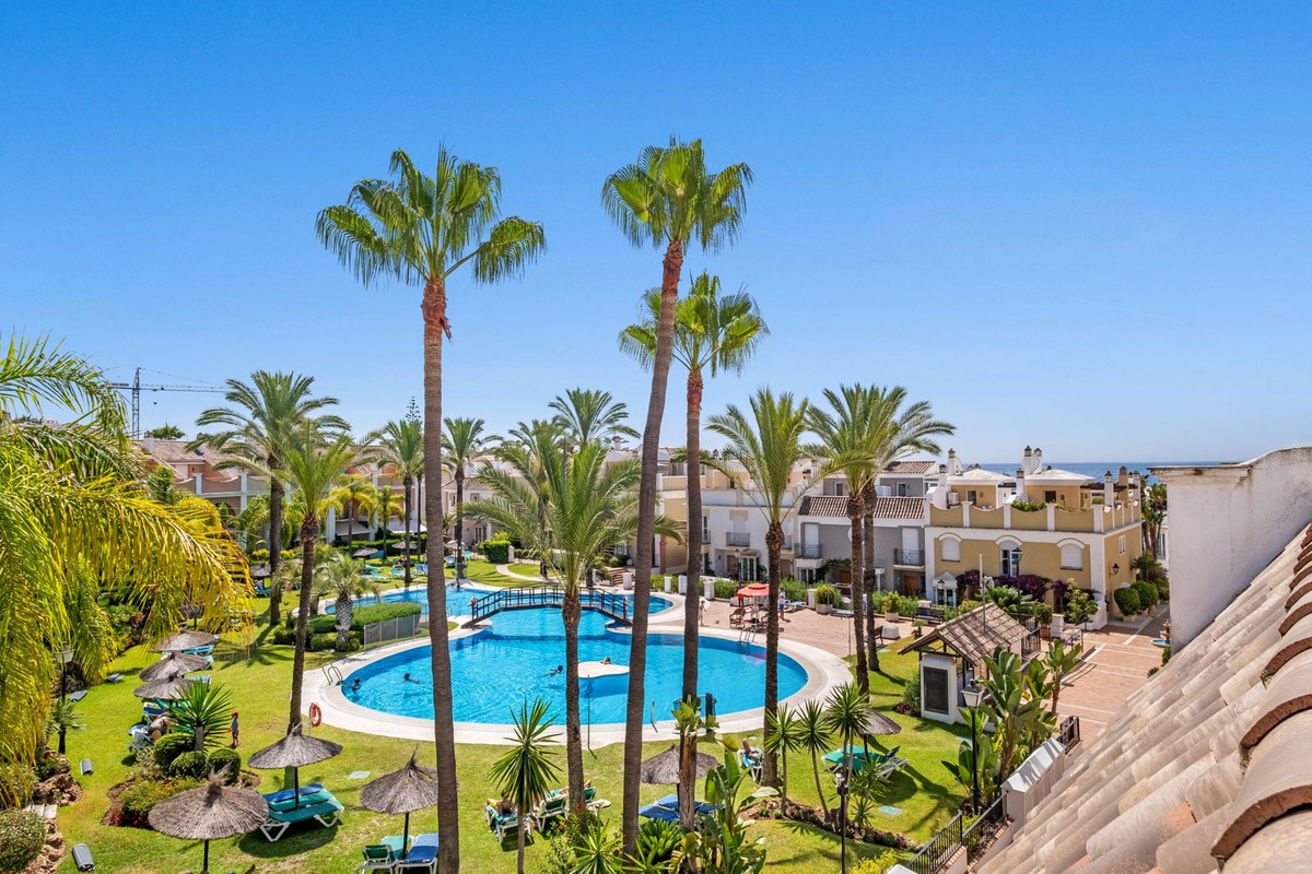 Huis te koop in Bahía de Marbella | 4 slaapkamers H5137585