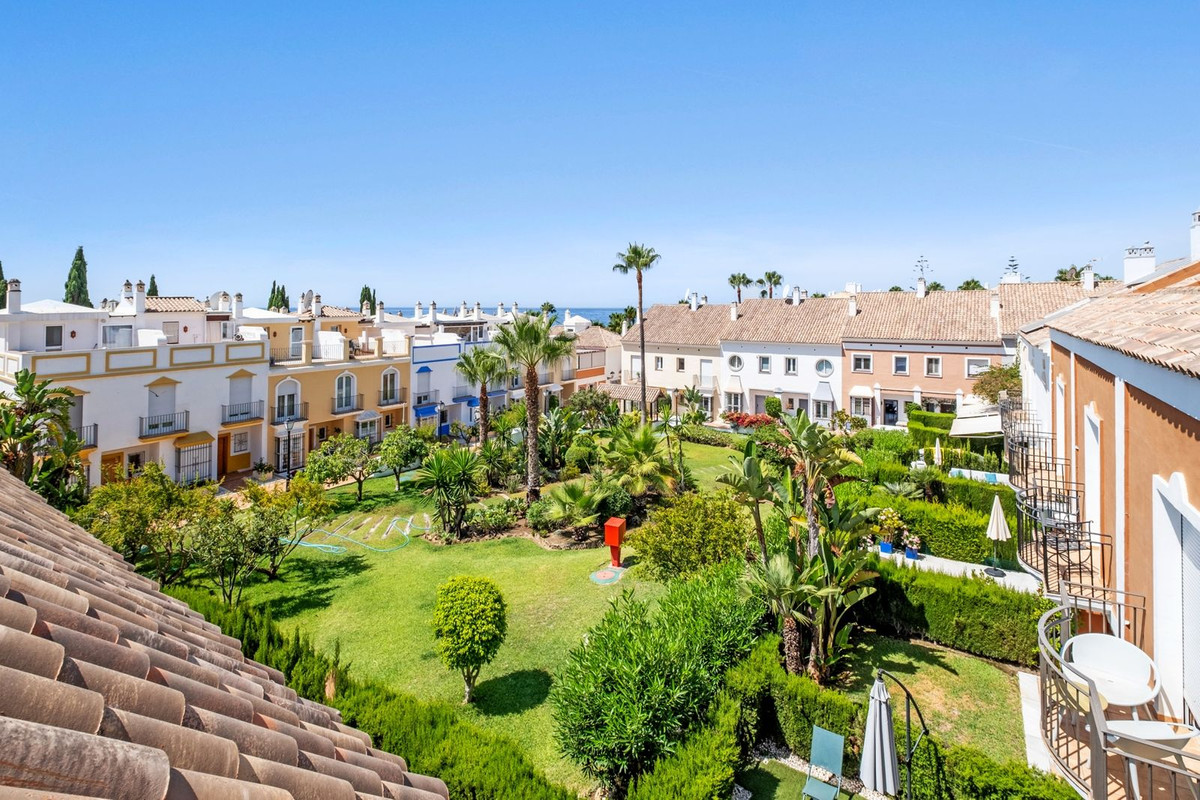 Huis te koop in Bahía de Marbella | 4 slaapkamers H5137585