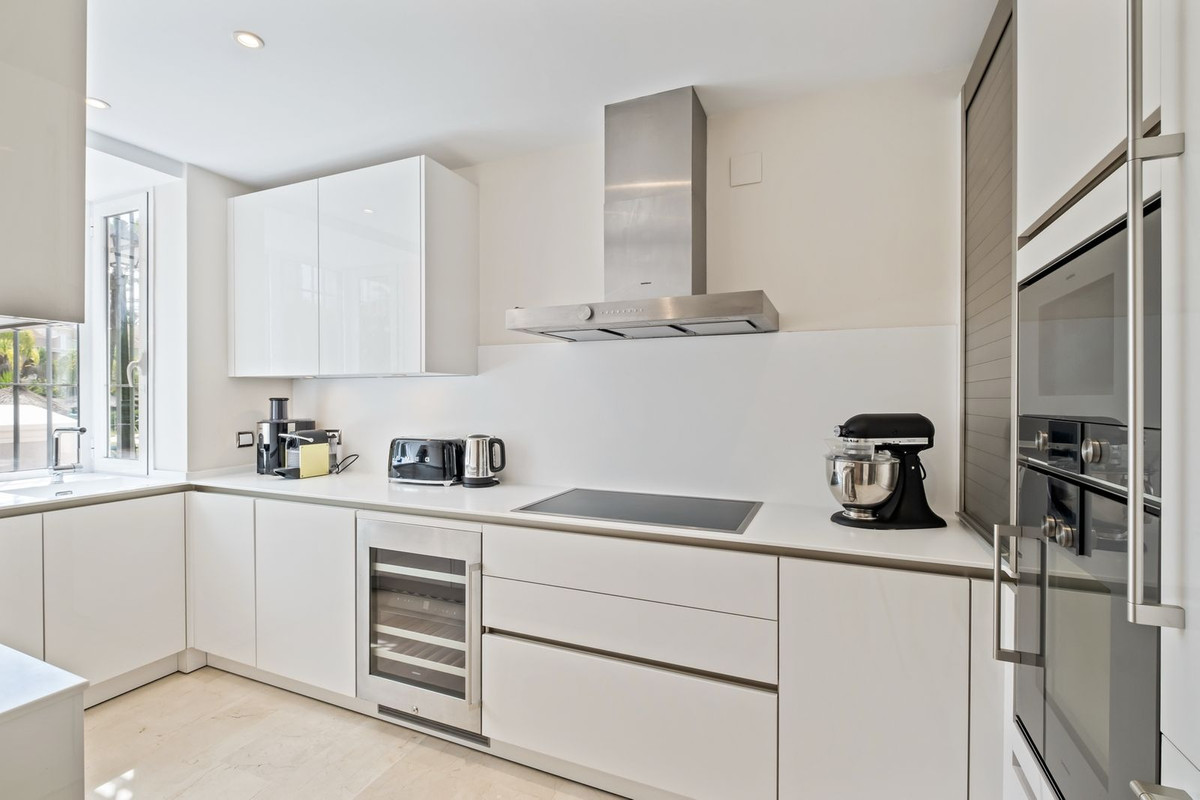 Huis te koop in Bahía de Marbella | 4 slaapkamers H5137585