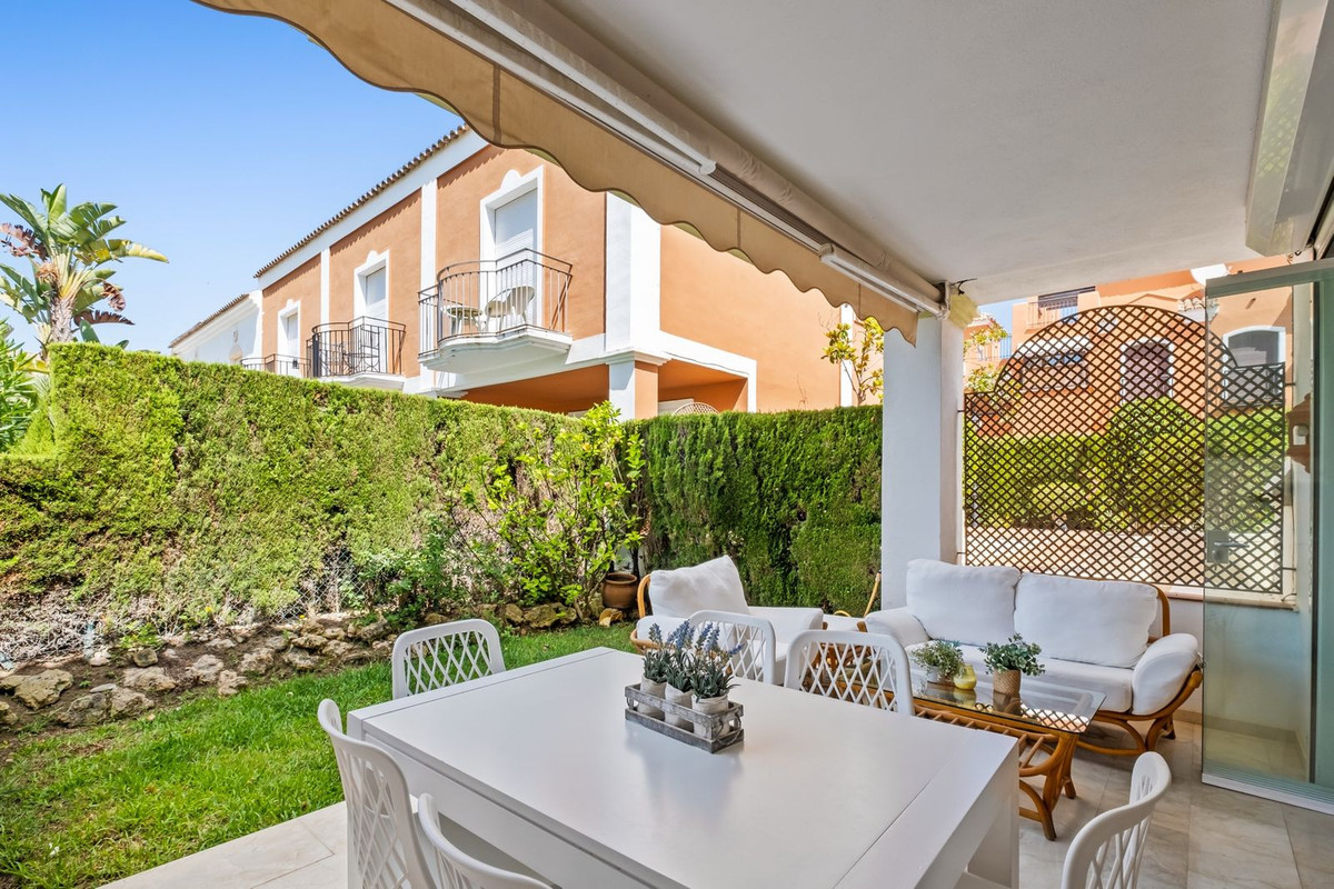 Huis te koop in Bahía de Marbella | 4 slaapkamers H5137585