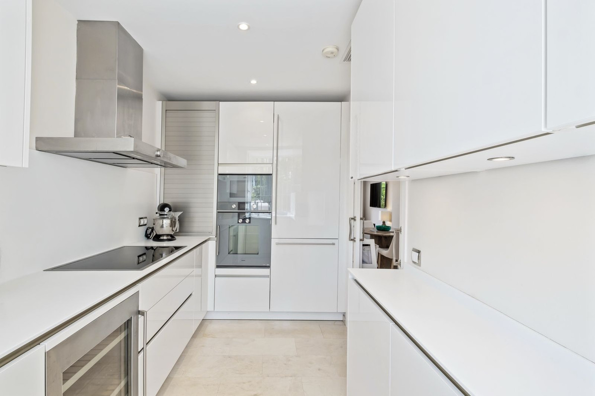 Huis te koop in Bahía de Marbella | 4 slaapkamers H5137585