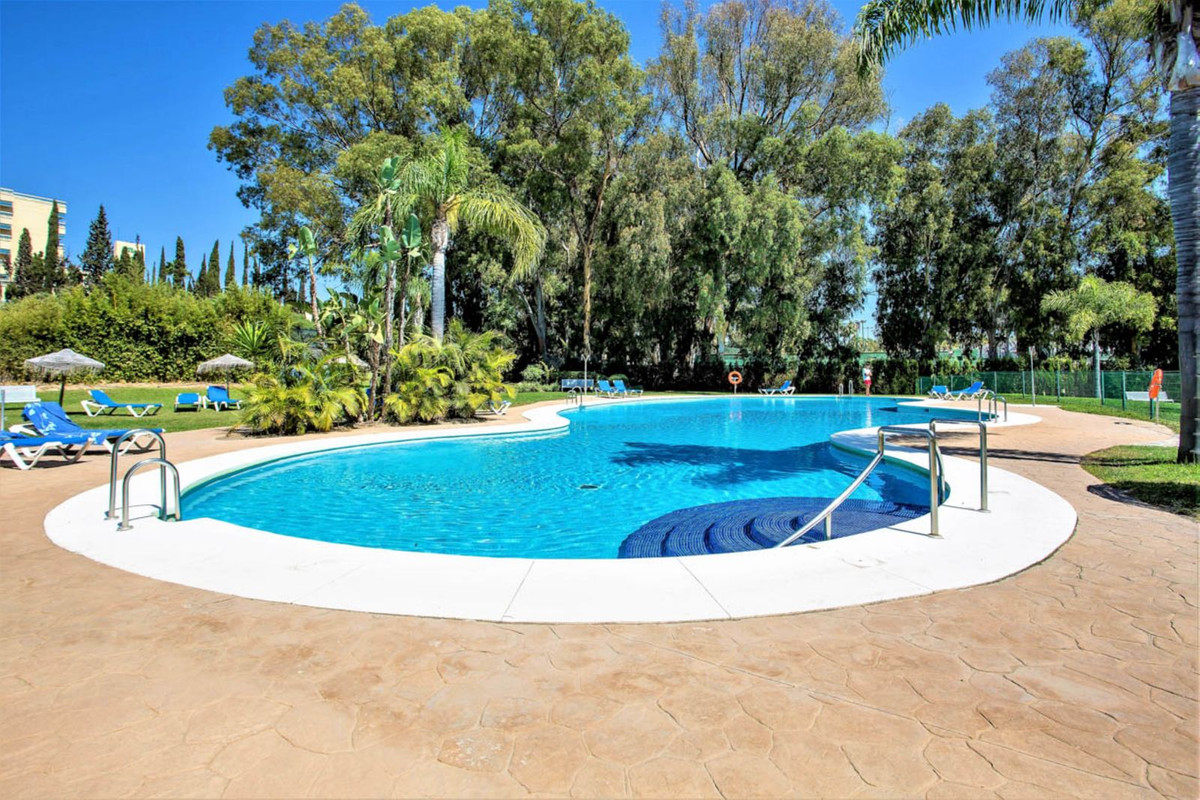 Appartement te koop in Bahía de Marbella | 2 slaapkamers H5152009
