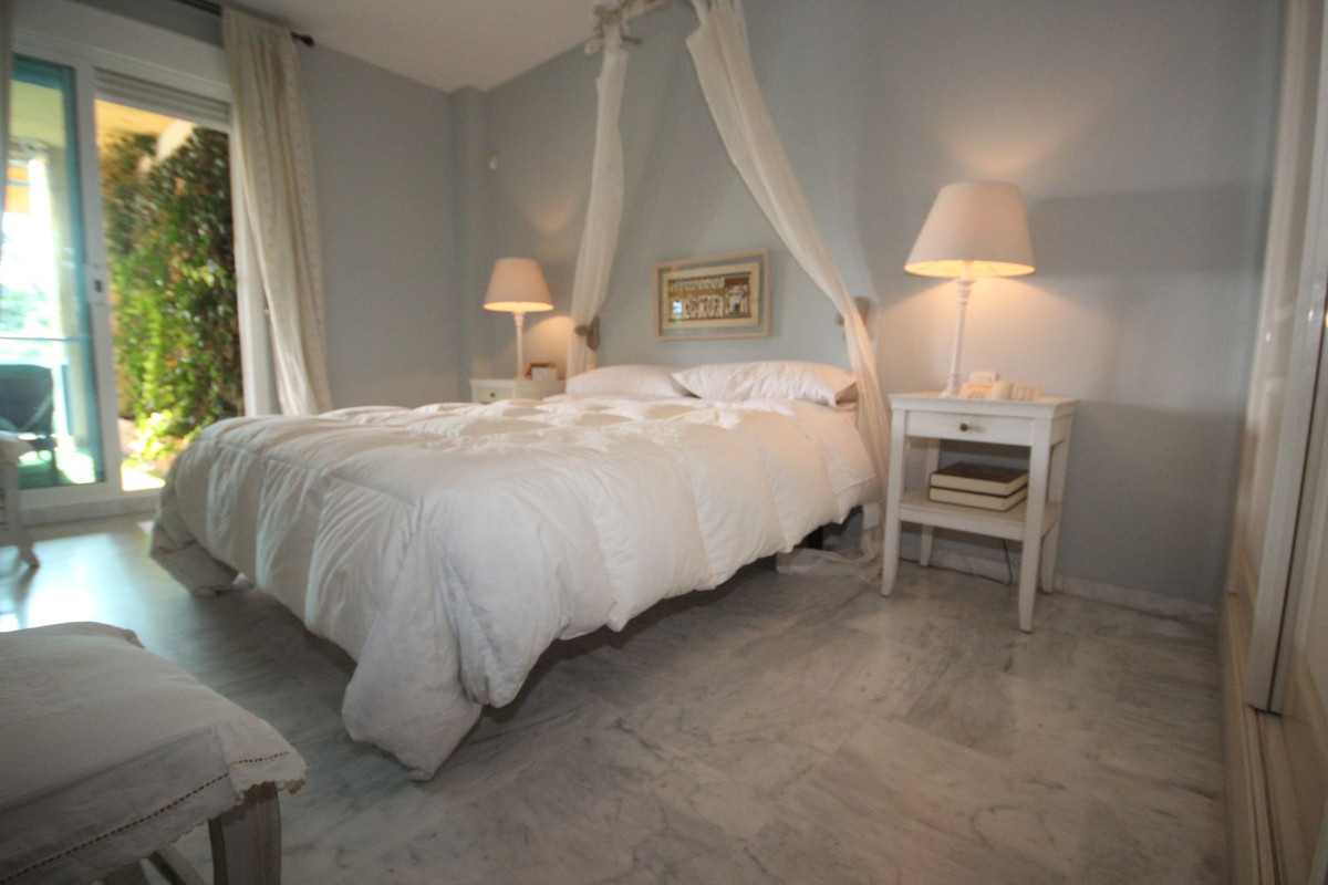 Appartement te koop in Bahía de Marbella | 2 slaapkamers H5152009