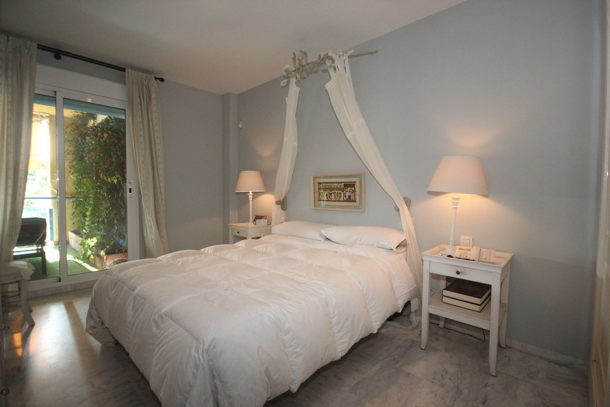 Appartement te koop in Bahía de Marbella | 2 slaapkamers H5152009