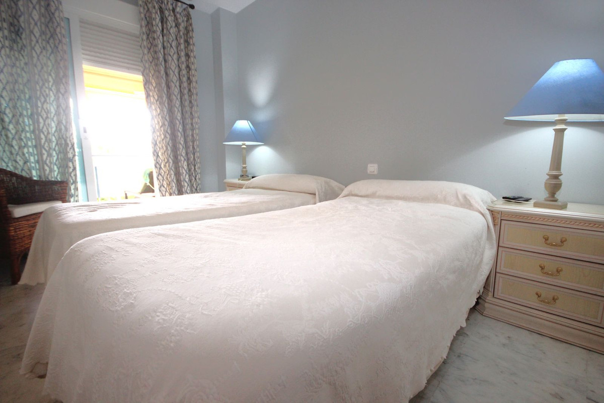 Appartement te koop in Bahía de Marbella | 2 slaapkamers H5152009