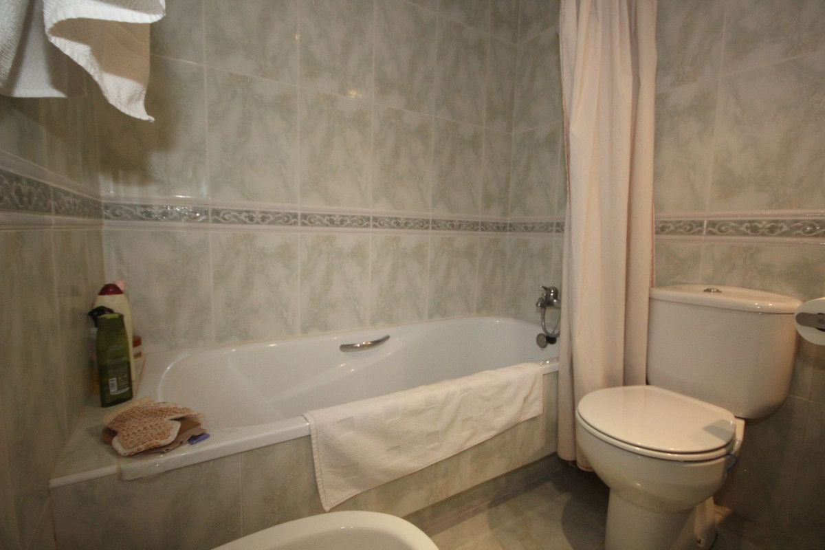 Appartement te koop in Bahía de Marbella | 2 slaapkamers H5152009