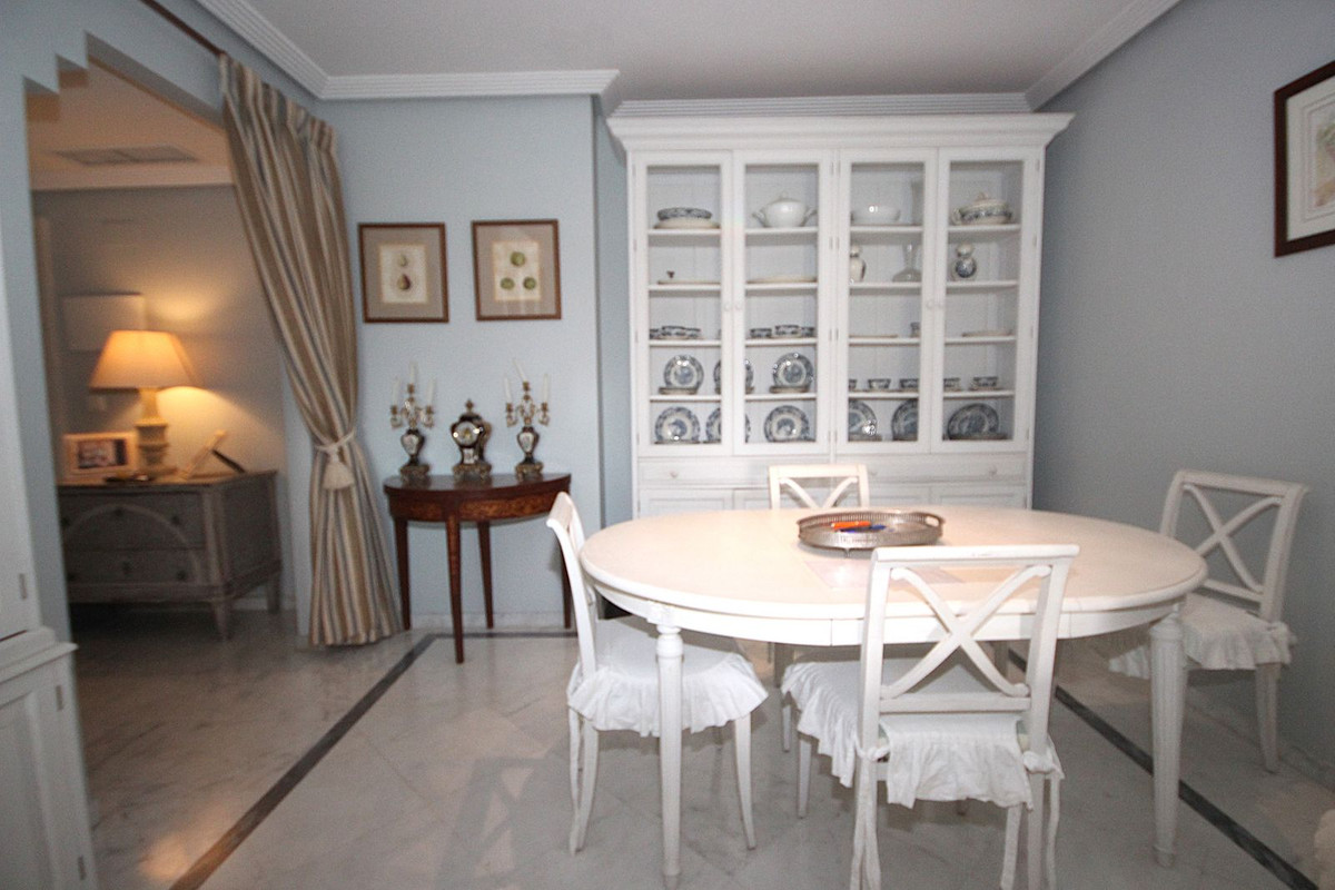 Appartement te koop in Bahía de Marbella | 2 slaapkamers H5152009