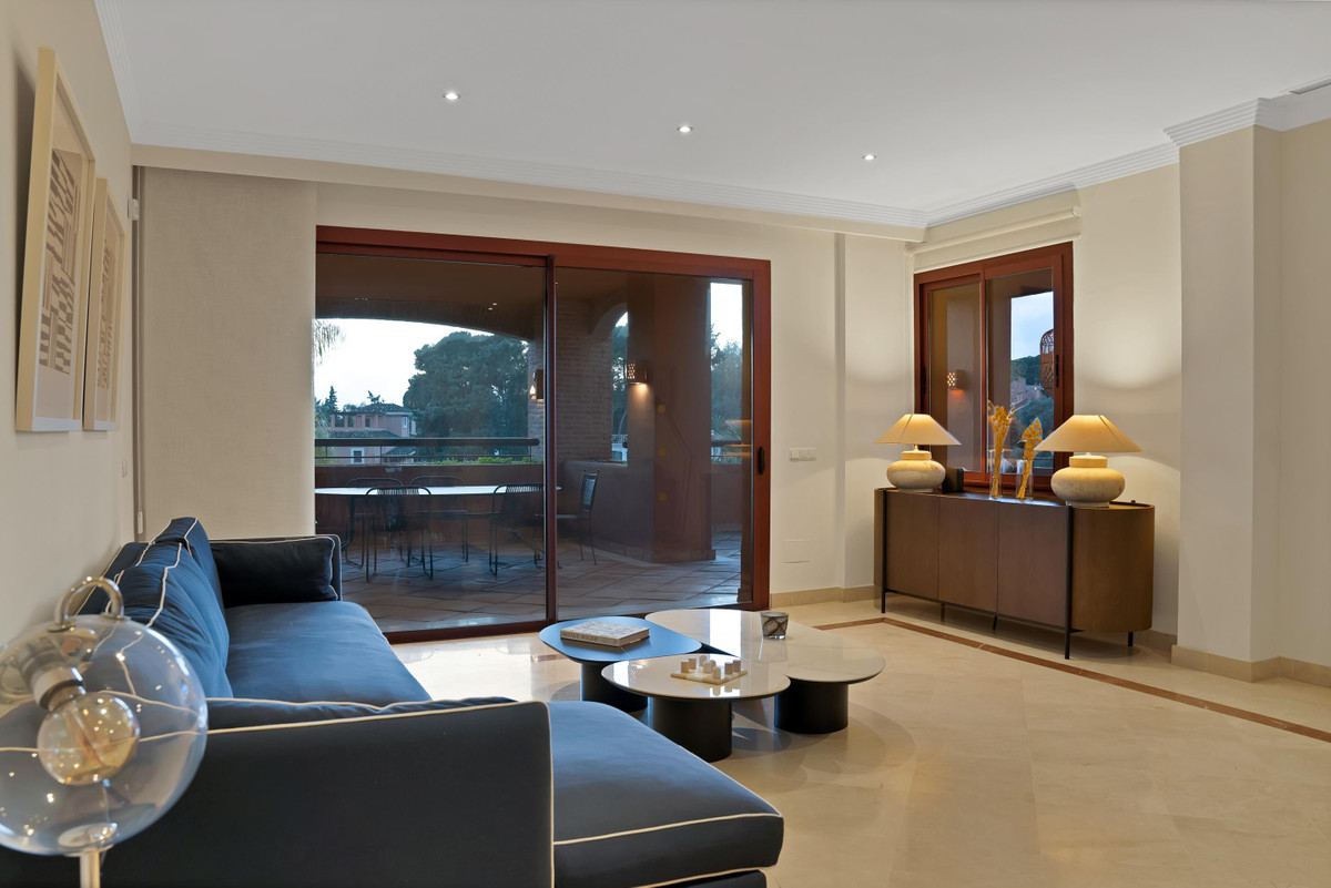 Appartement te koop in Bahía de Marbella | 3 slaapkamers H5304808