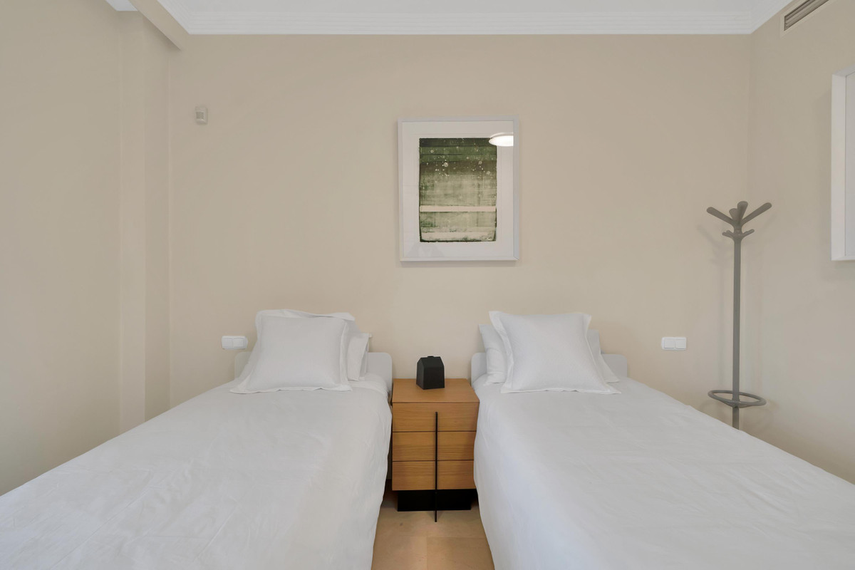 Appartement te koop in Bahía de Marbella | 3 slaapkamers H5304808