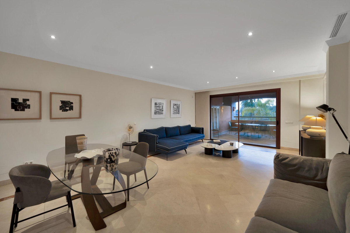 Appartement te koop in Bahía de Marbella | 3 slaapkamers H5304808