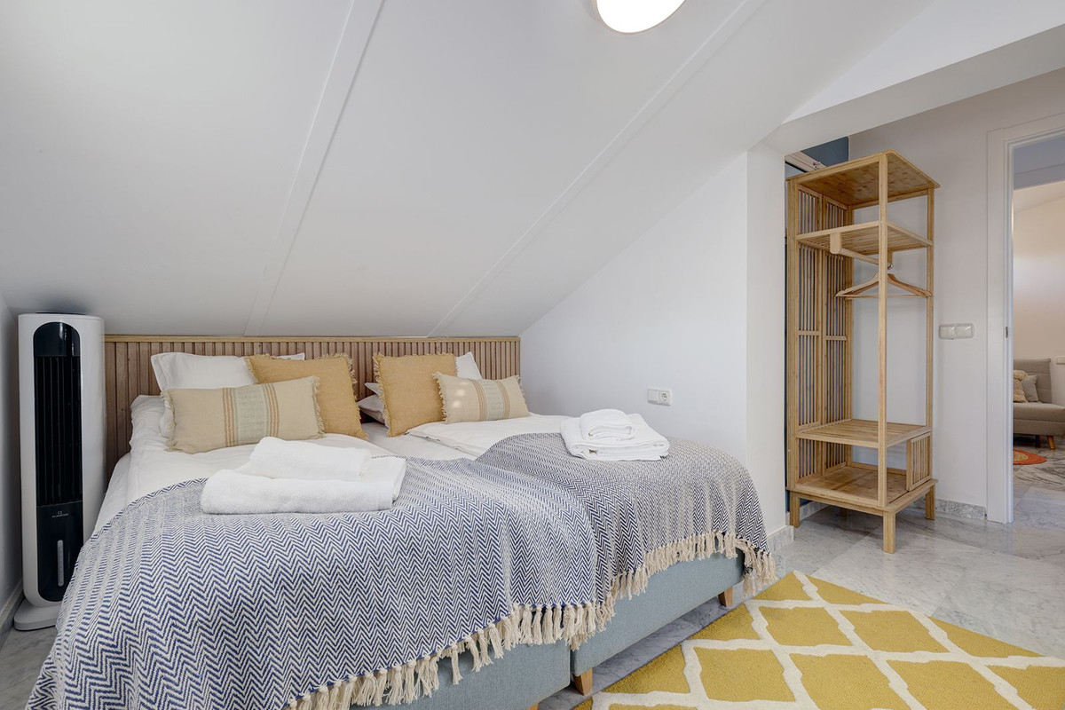 Appartement te koop in Bahía de Marbella | 5 slaapkamers H5310082