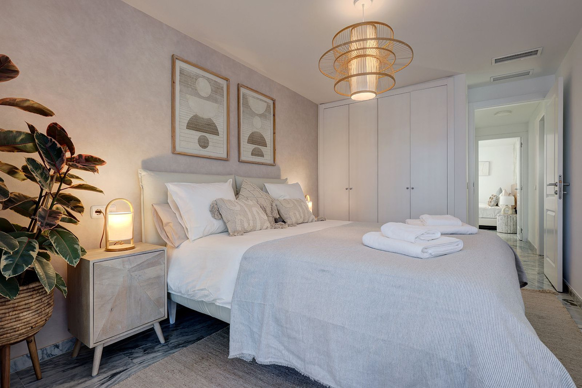 Appartement te koop in Bahía de Marbella | 5 slaapkamers H5310082