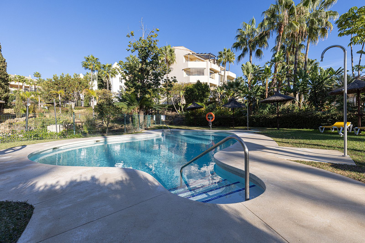 Appartement te koop in Bahía de Marbella | 5 slaapkamers H5310082