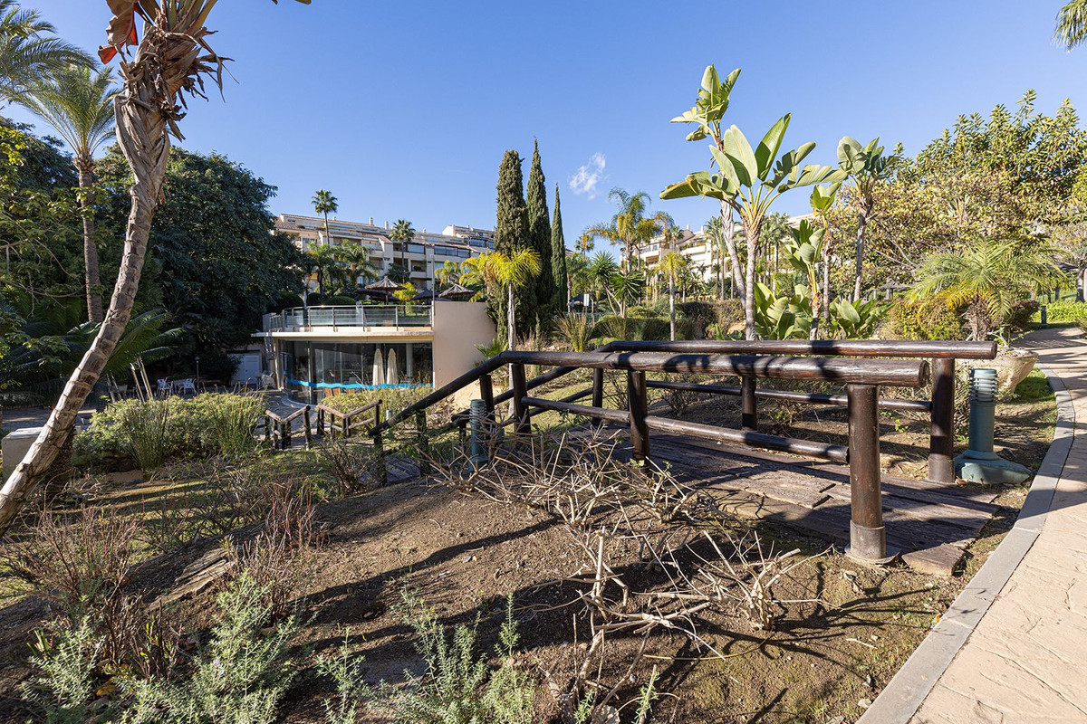 Appartement te koop in Bahía de Marbella | 5 slaapkamers H5310082